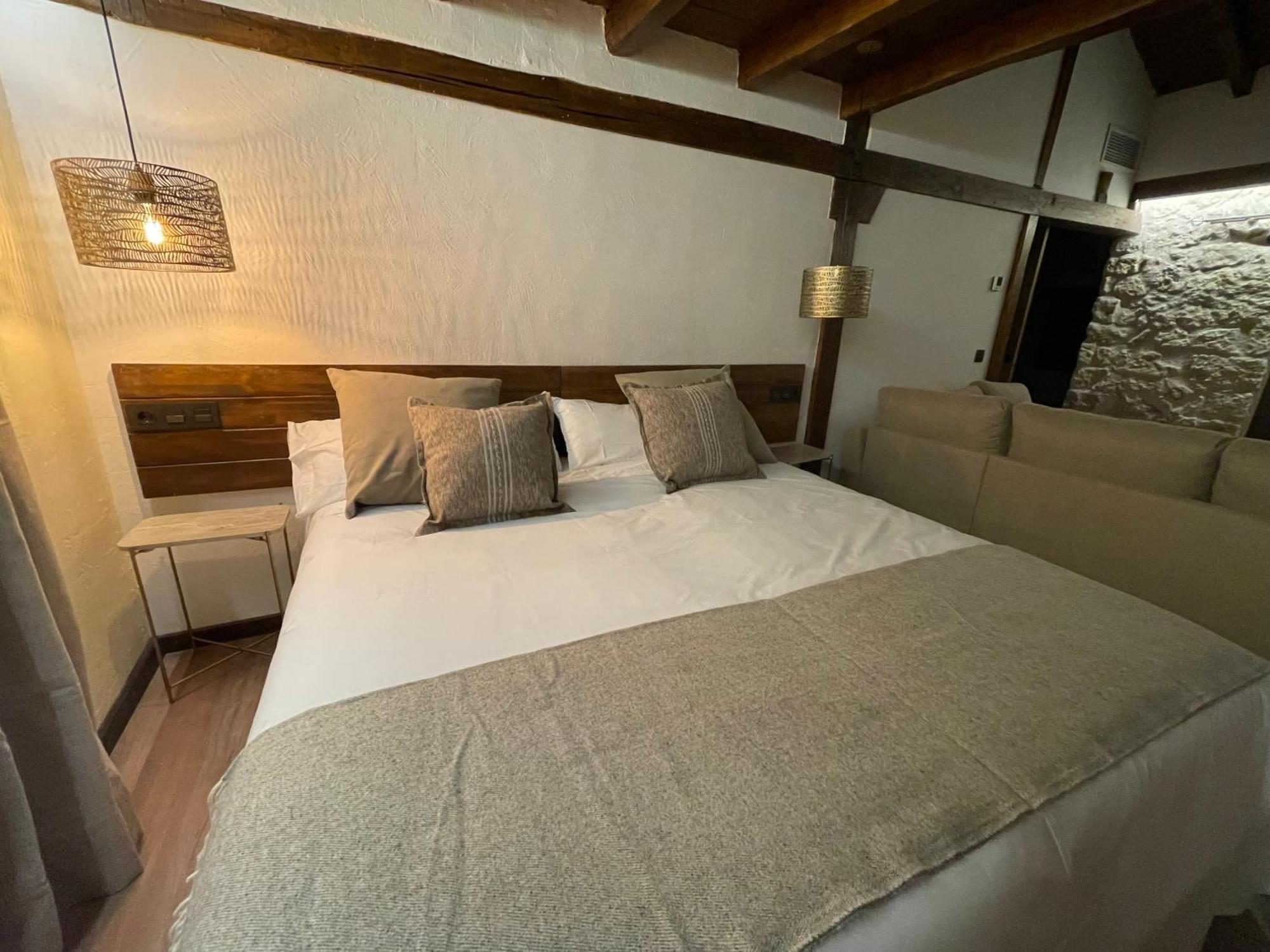 La Casa Del Cantero Pinilla del Valle Ngoại thất bức ảnh